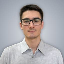 Азим Орифжонов